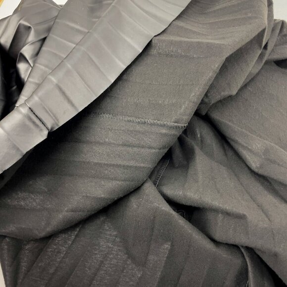 3.3 Fieldtrip Winter PU Leather Pleated Long High Waist Midi Skirt - Picture 10 of 10